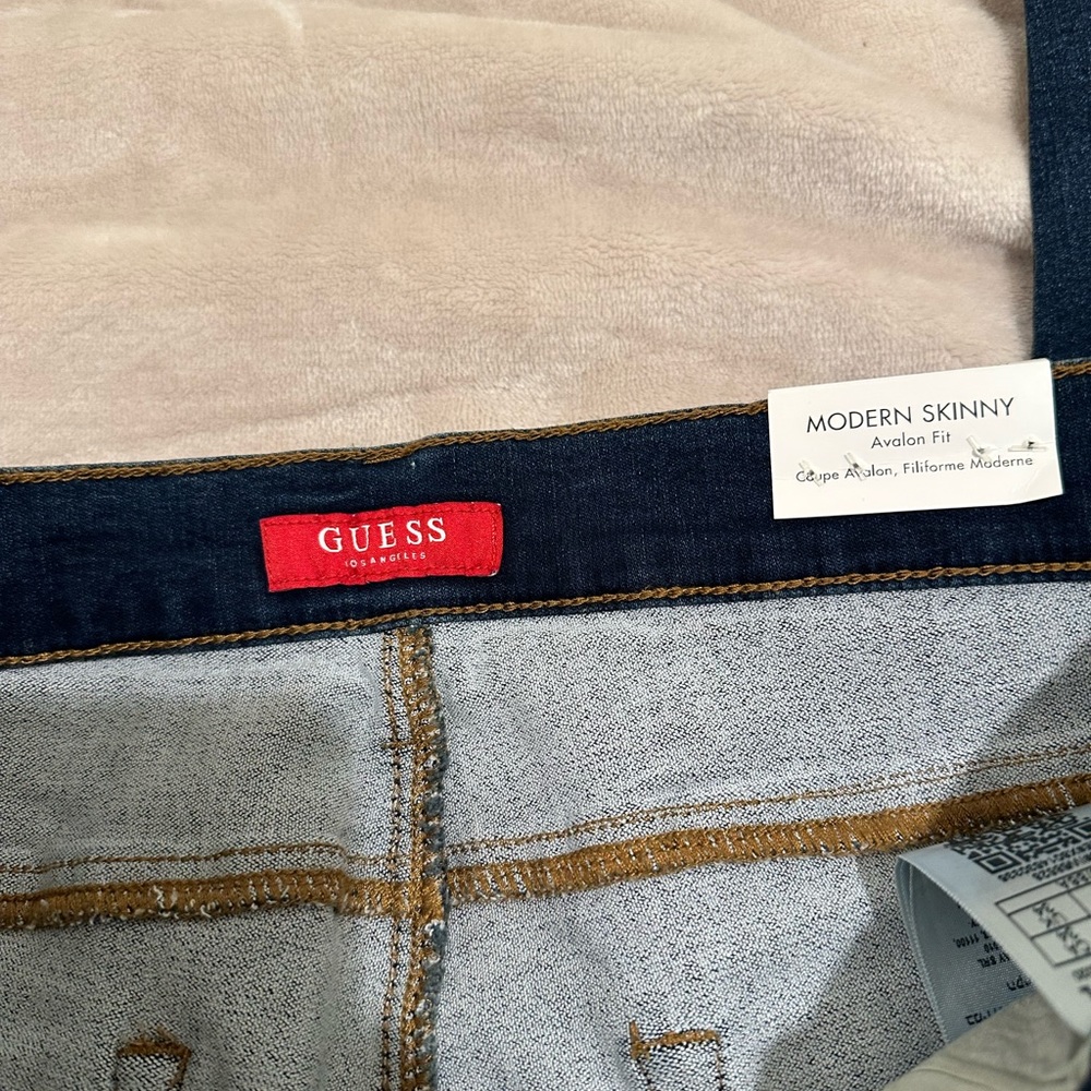 Guess Modern Skinny Avalon Fit Jeans - Picture 5 of 10